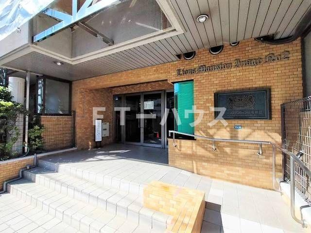 ライオンズマンション稲毛第２のエントランス