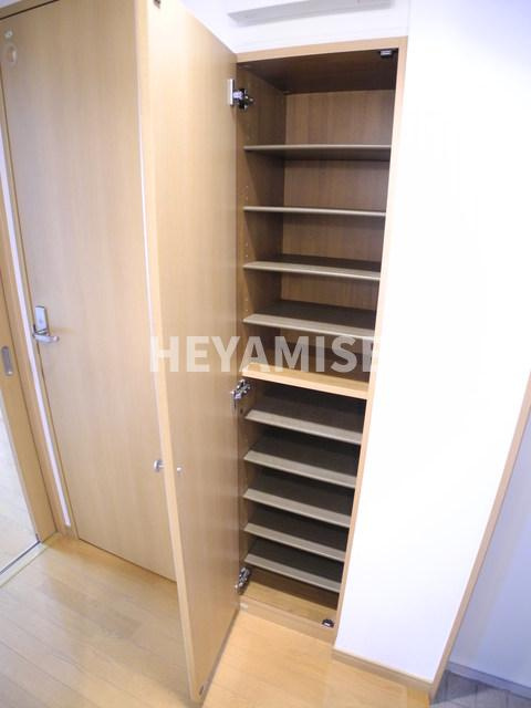 サザンパレスⅡの玄関|※同間取りの別の階のお部屋の画像です※現況を優先します