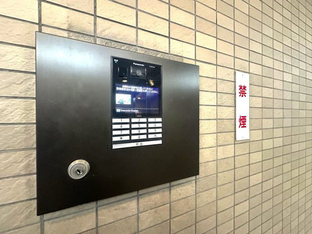 ソネット上池袋の防犯設備|暮らしに安心をプラス。オートロック付きで不審者の侵入もシャットアウト。