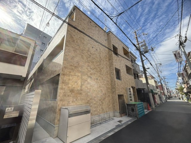 STABLE SHOJIHIGASHIの外観