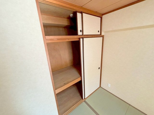 第2サンハイツの収納