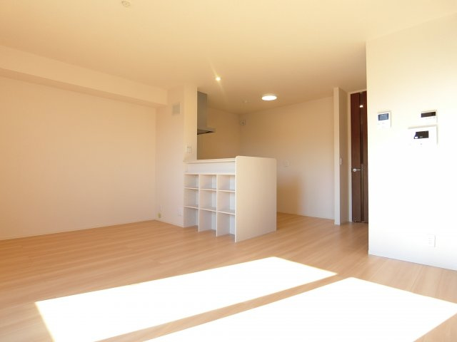 くみの木ヒルズⅠの居間・リビング|同物件別部屋イメージ写真