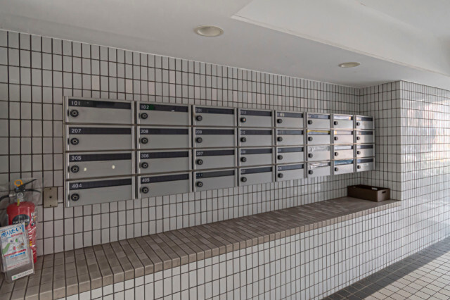 【ロビー】 | トップ志村 | 共用部にメールボックスがあります