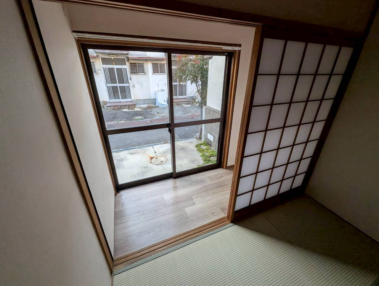 美園町貸家Bの和室