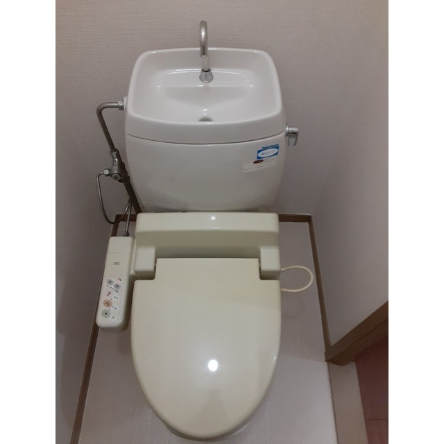 ＹＯＵＮＧ　ＡＭＭＳのトイレ|コンパクトで使いやすいトイレです