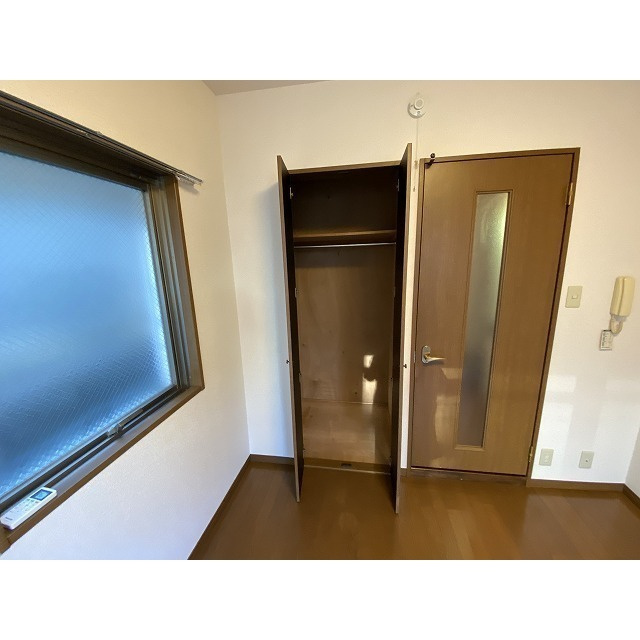 ＣＲＥＳＣＥＮＴ　ＭＯＴＯＮＥＳの収納|専用の収納スペースです