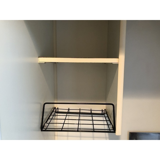 ＣＲＥＳＣＥＮＴ　ＭＯＴＯＮＥＳのキッチン|上部収納