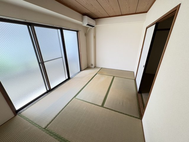 イムーブルナガセの居間・リビング