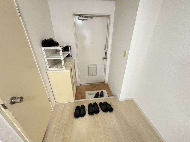 イムーブルナガセの玄関