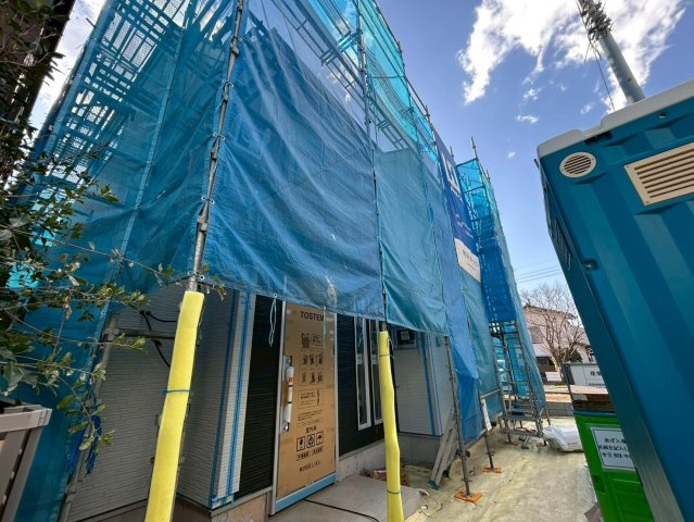 世田谷区上祖師谷3丁目　新築戸建の外観|2月完成予定！
2026.01.11撮影

現地ご見学希望・資料請求などお気軽にお問い合わせ下さい！
03-5990-5201