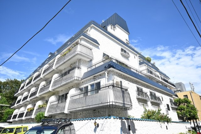 秀和第二神宮レジデンス