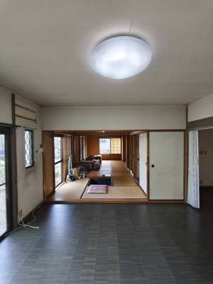 【居間・リビング】 | 大津市清風町23-8　中古戸建