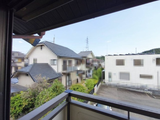 【バルコニー】 | 大津市清風町23-8　中古戸建