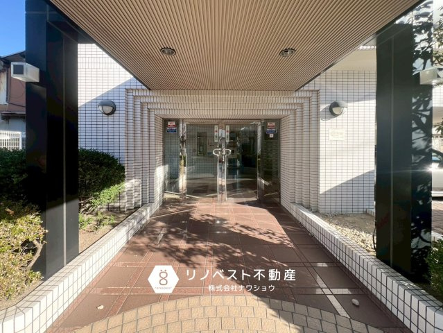 ネオイース勝山北パークサイド|オートロックで防犯面も安心なマンションです◎