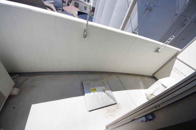 【バルコニー】