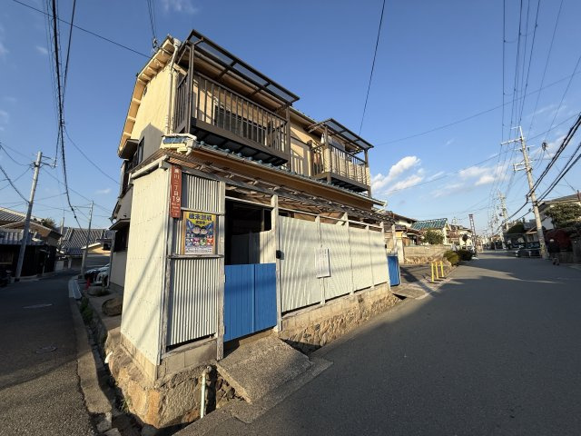 箕面市瀬川2丁目テラスハウス