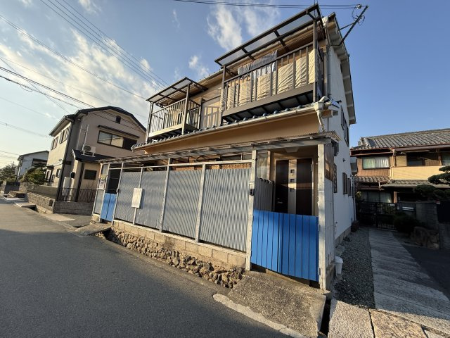 箕面市瀬川2丁目テラスハウスの外観