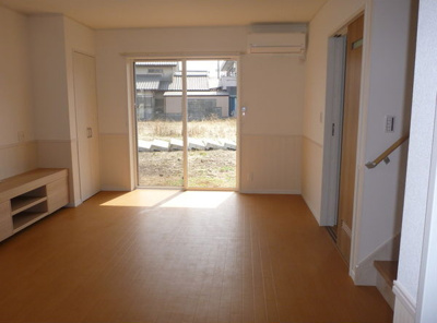 【居間・リビング】 | 陽東メゾネットⅡ