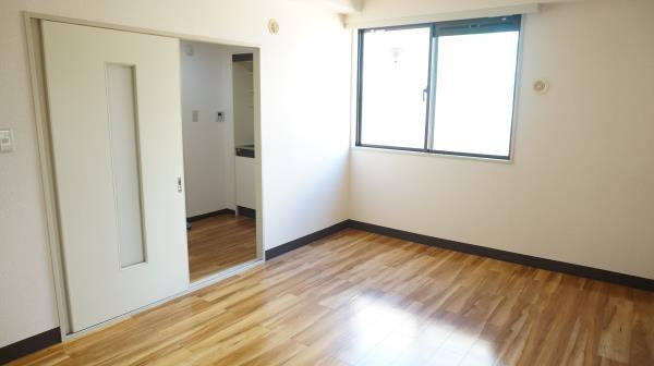 サンモール鈴木の居間・リビング|ゆったり過ごせる居間です