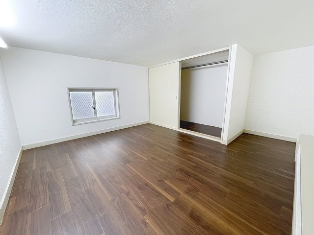 シンワハイツの収納|※同建物ほかのお部屋の写真です（反転タイプ）