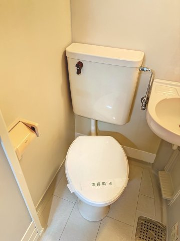 シンワハイツのトイレ|ゆったりとした空間のトイレです