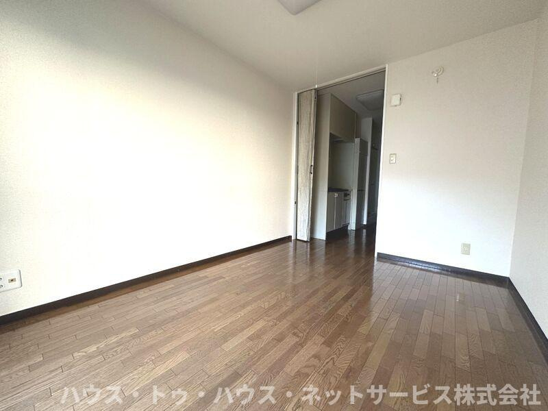 ラフィーヌ松ケ丘の居間・リビング