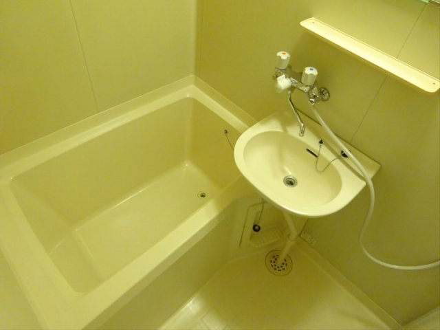 サザンハイム上原の浴室|お風呂です