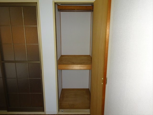 サザンハイム上原の収納|ちょっとした収納スペースも充実しています