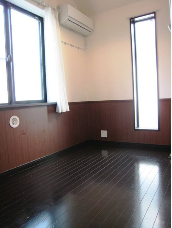 アーバンプレイス四谷三丁目の居間・リビング|別部屋参照