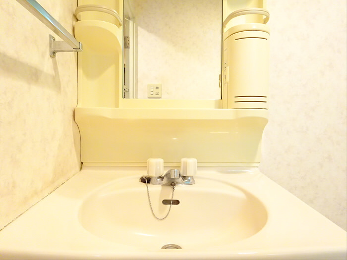 シャングリラ代々木の洗面所