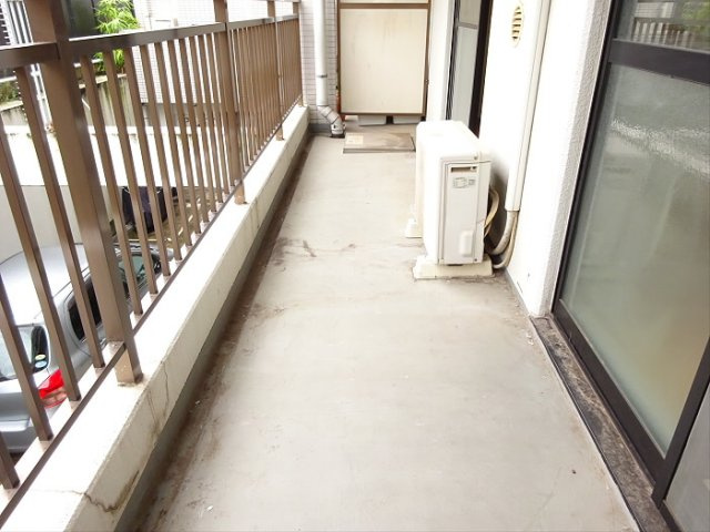 シャングリラ代々木のバルコニー