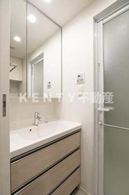 【洗面所】 | パークアクシス池田山 | 広い洗面スペース