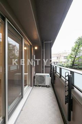 【バルコニー】 | パークアクシス池田山 | お洗濯にも便利なバルコニー付き