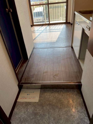 【玄関】 | コーポサンライズ西田