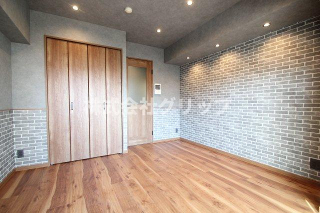 ナイスアーバン鶴見中央の洋室