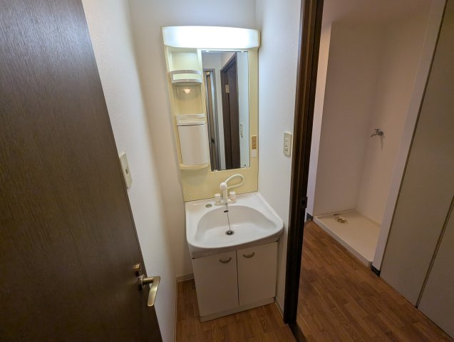 パークサイド西台の独立洗面台