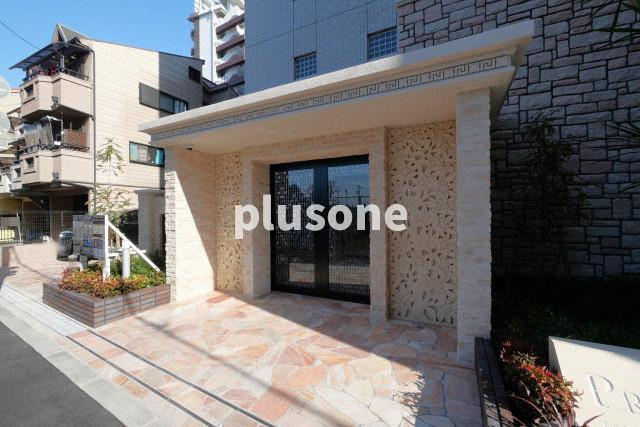 大阪市北区本庄東３丁目の賃貸マンションのエントランス