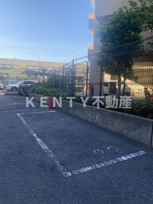 【駐車場】 | JOYCE COURT | カースペースがあります