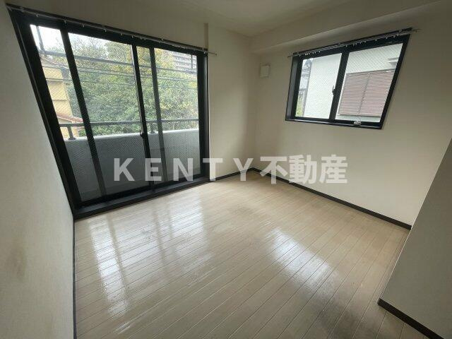 【居間・リビング】 | クレストコート西六郷 | 使いやすい居間です