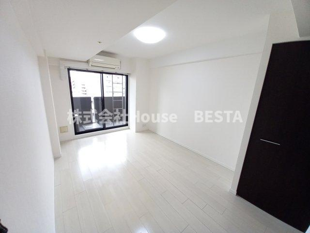 S-RESIDENCE神戸磯上通の居間・リビング