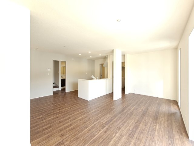 瑞浪市益見町の居間・リビング