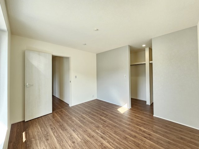 瑞浪市益見町の洋室