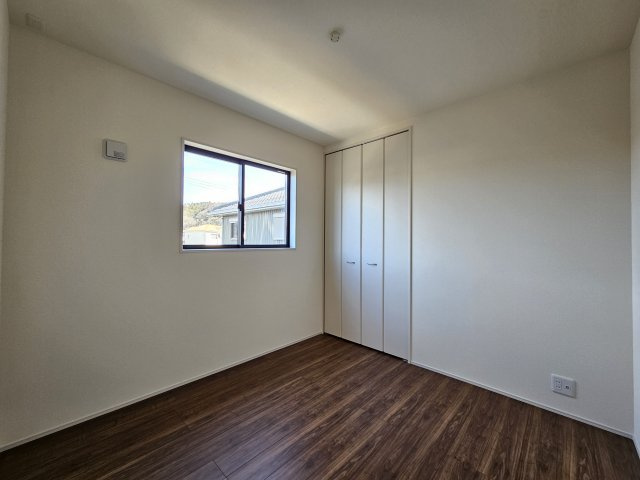 瑞浪市益見町の洋室