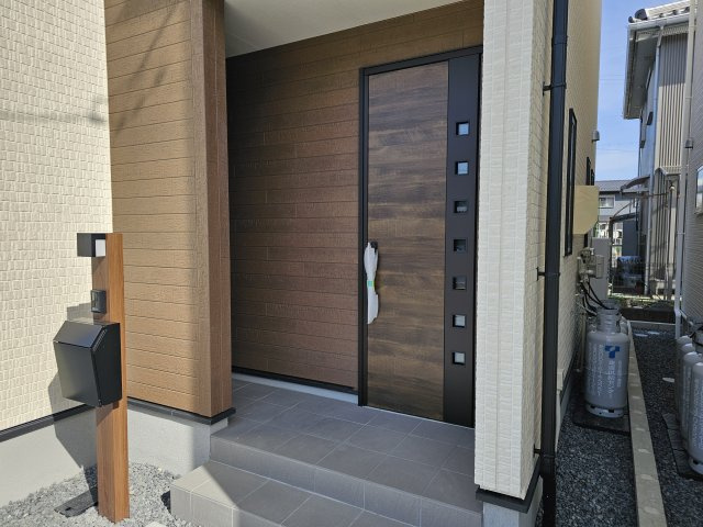 瑞浪市益見町の玄関