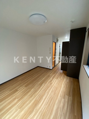 【居間・リビング】 | フォルティーネ | こちらのリビングで趣味の時間をお楽しみください