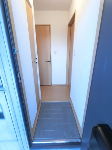 【玄関】 | ドミールコスモス　B