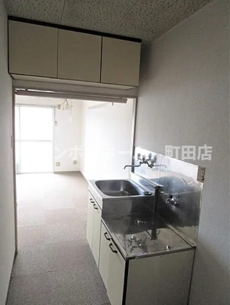 グランドールヤザワのキッチン