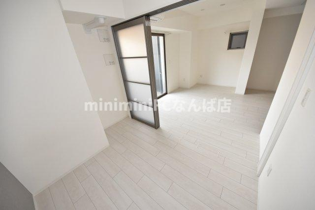 シーズンフラッツ靭本町