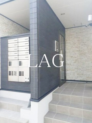 【エントランス】 | チェリーハウス | エントランスです。