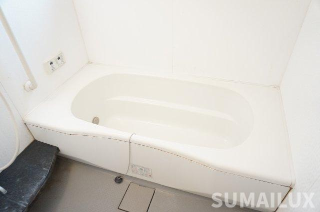 熊本市中央区保田窪１丁目のアパートの浴室